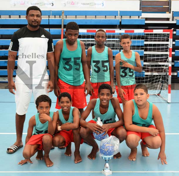 Minihandball for primary schools Baie Ste Anne, Grand Anse Praslin winners Archive